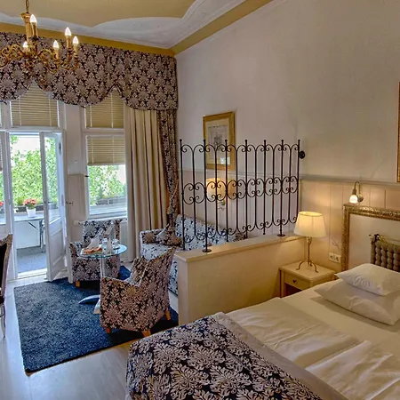 Hotel Augusta Am Kurfuerstendamm-2